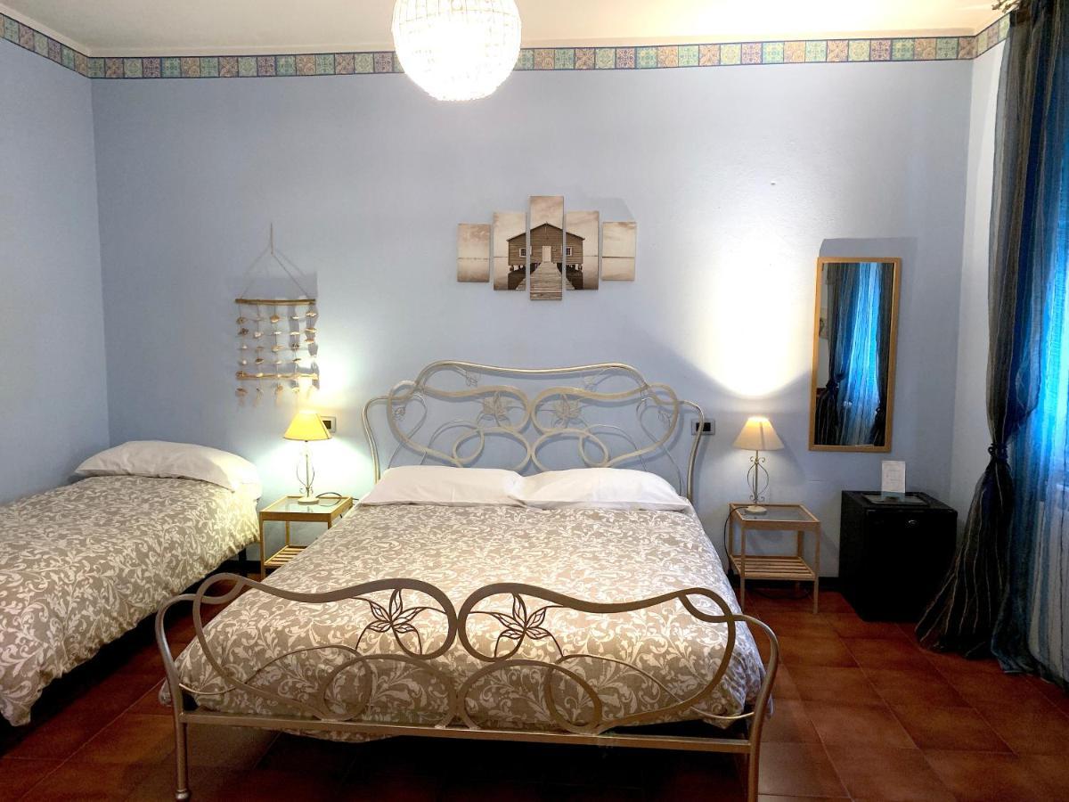 B&B Residenza Marina Marina Di Carrara Extérieur photo