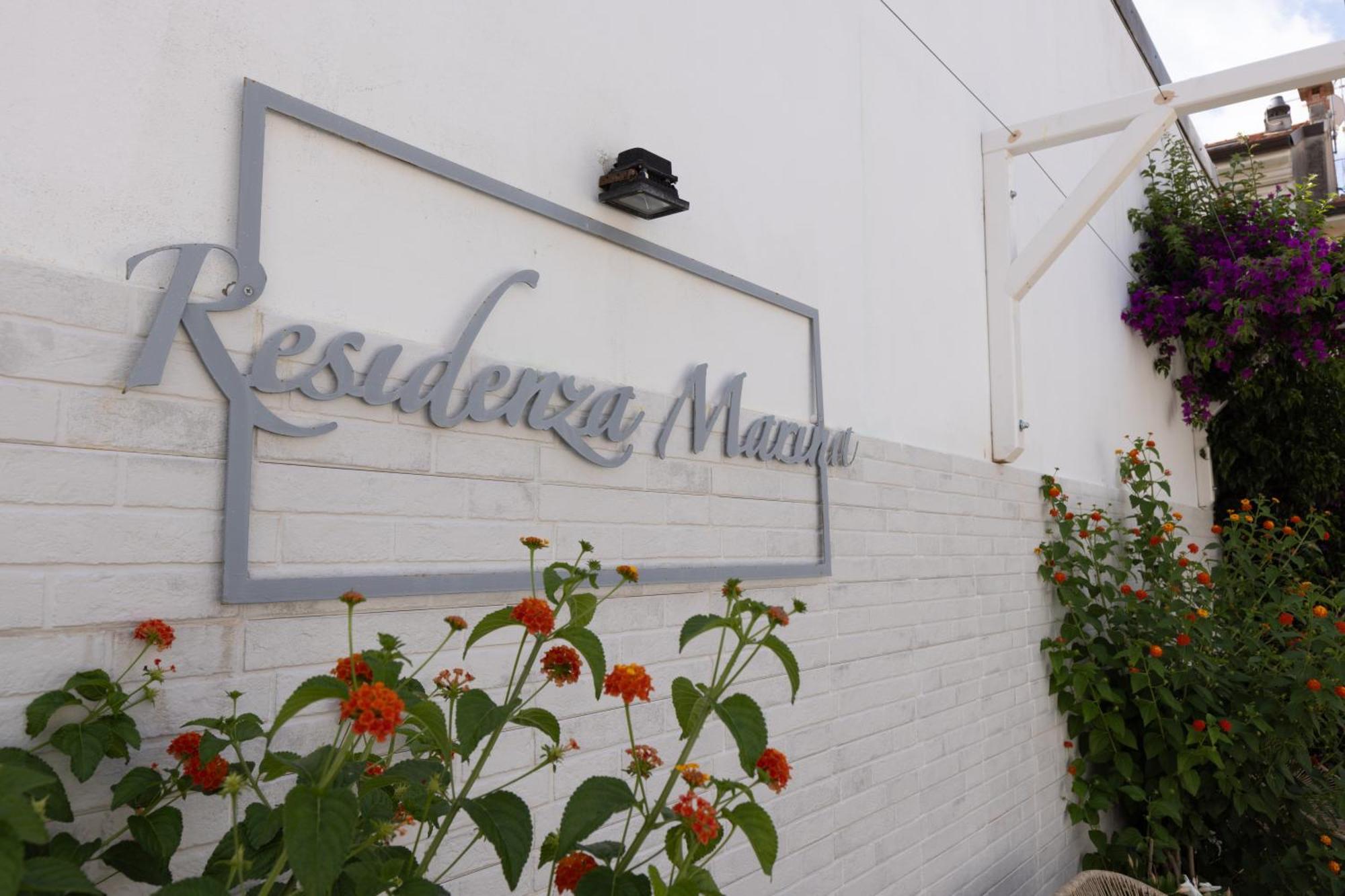 B&B Residenza Marina Marina Di Carrara Extérieur photo
