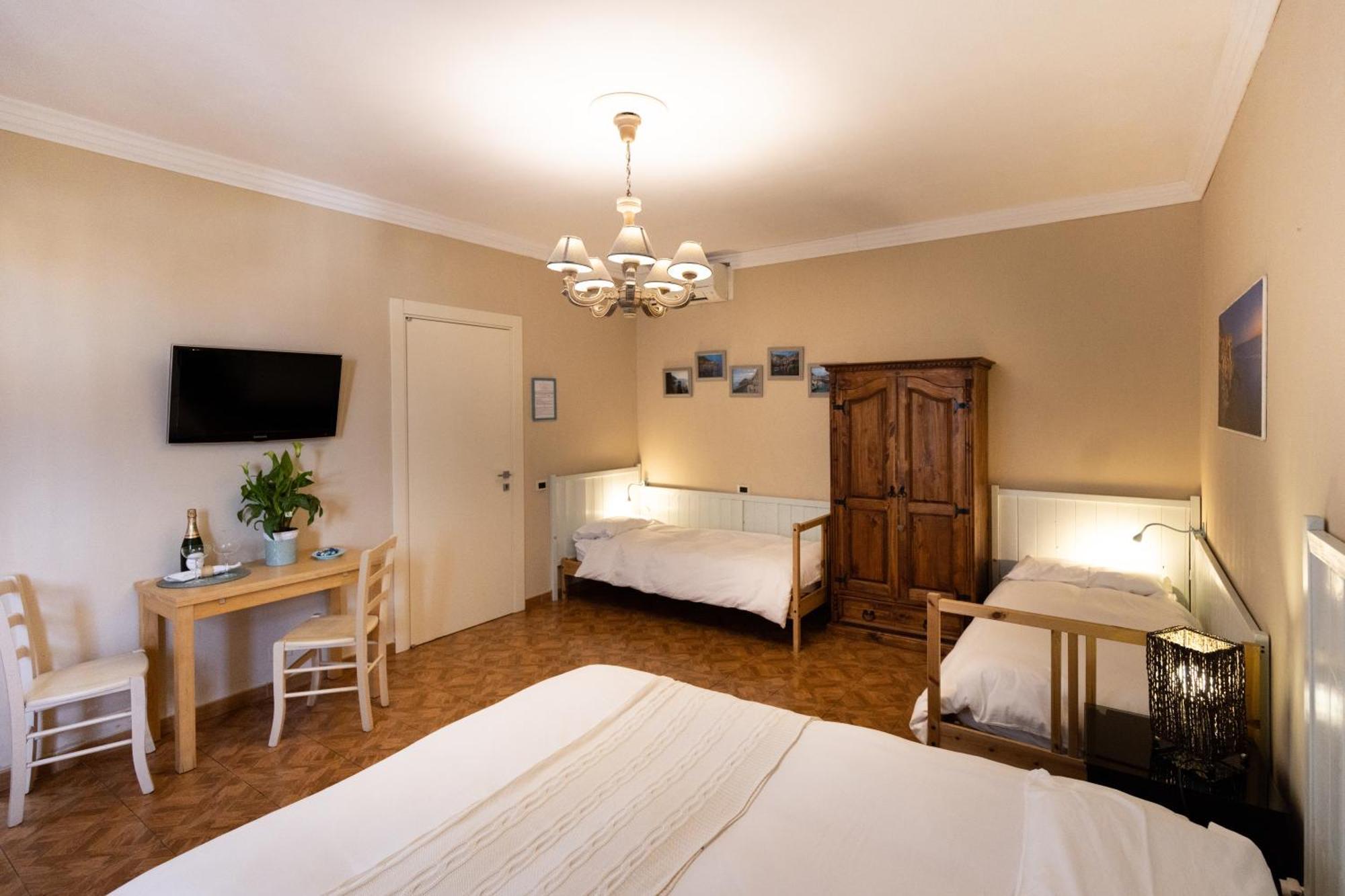B&B Residenza Marina Marina Di Carrara Extérieur photo