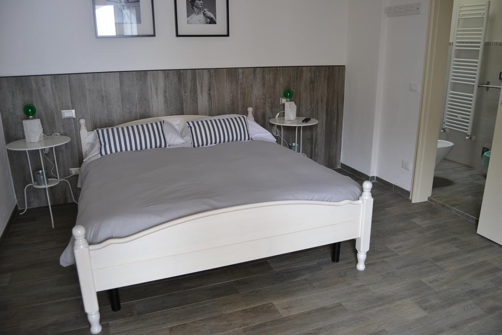B&B Residenza Marina Marina Di Carrara Extérieur photo