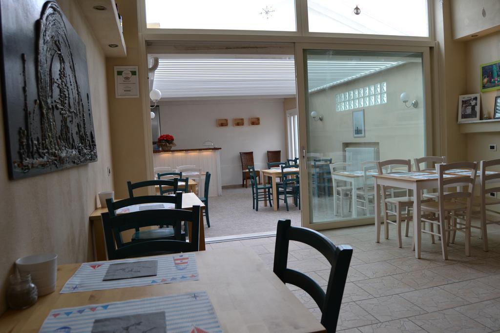 B&B Residenza Marina Marina Di Carrara Extérieur photo